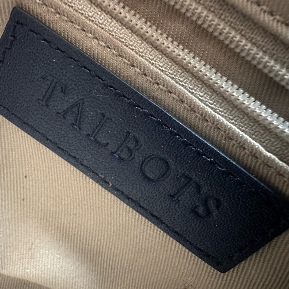 Talbots PLANO SCALLOPED-LEATHER CROSSBODY BAG - Picture 5 of 6